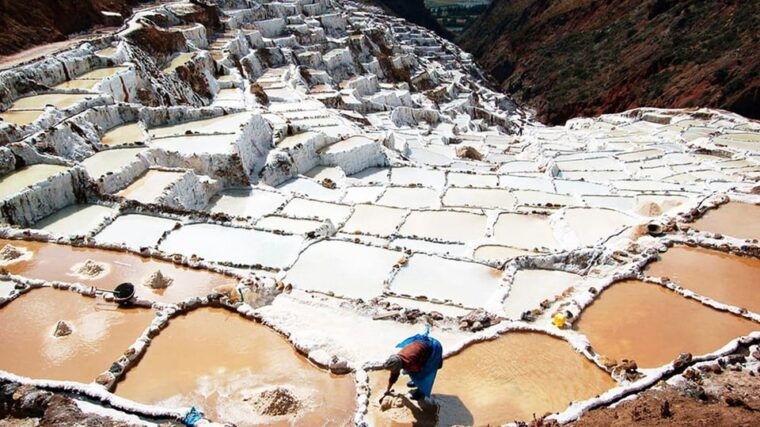 sacred-valley-of-the-incas-maras-moray-in-private-tour