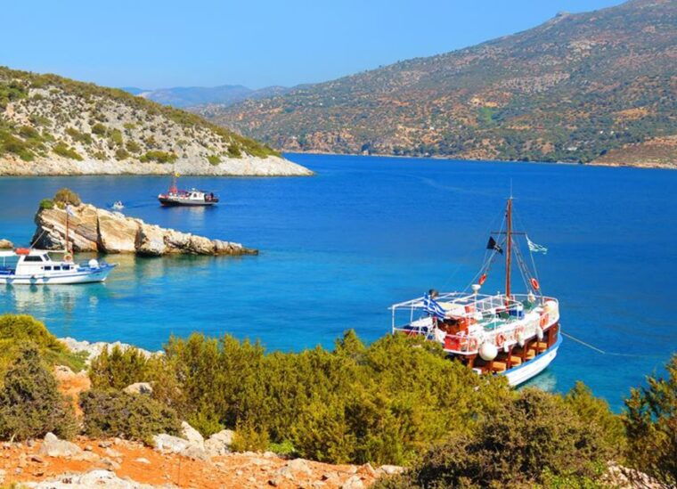 samos-boat-tour-with-bbq-lunch-to-samiopoula