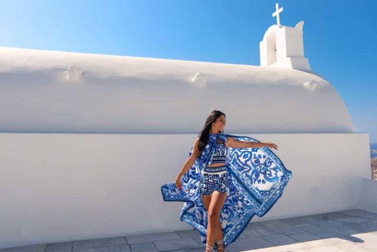 santorini-private-photoshoot-tour-by-a-pro-photographer