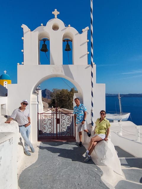 santorini-private-sightseeing-tour-with-local-guide-3