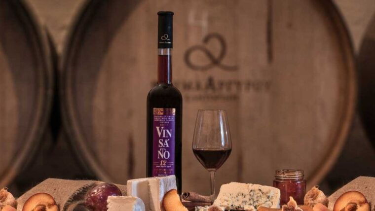 santorini-small-group-tour-of-3-local-wineries