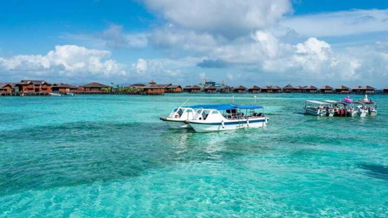 semporna-island-hopping-tropical-trio-sabah