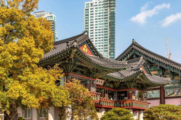 seoul-bongeunsa-temple-and-gourmet-night-tour-in-gangnam