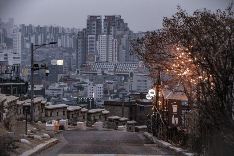 seoul-nighttime-hidden-gems-walking-tour