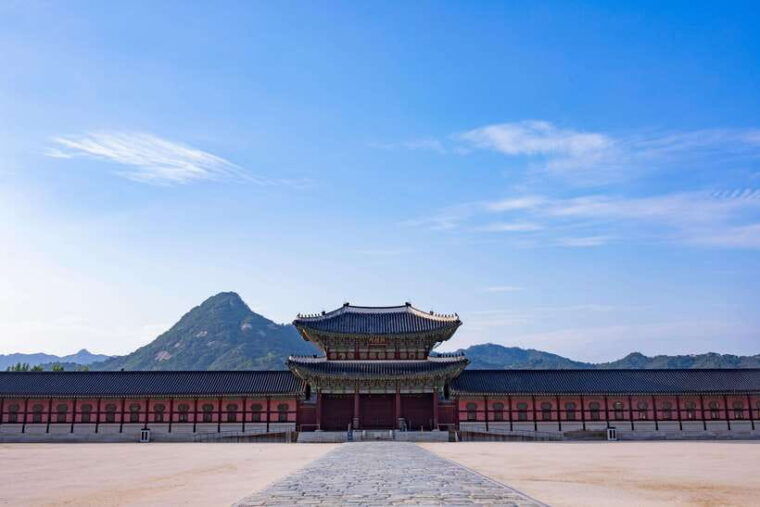 seoul-private-chartered-vehicle-carnival-van-city-tour