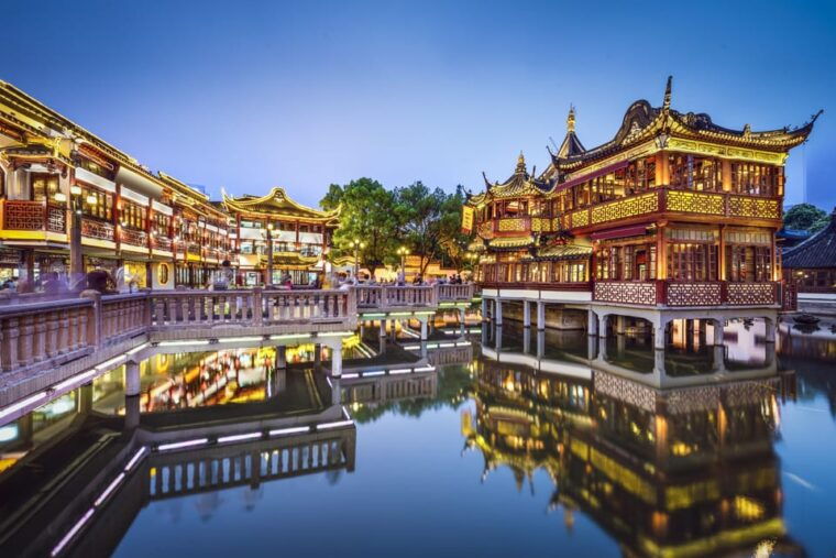 shanghai-city-new-and-old-theme-one-day-highlights-tour