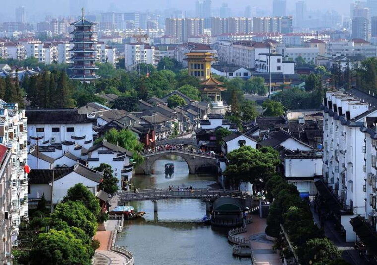 shanghai-seven-treasure-town-zhujiajiao-water-town-tour