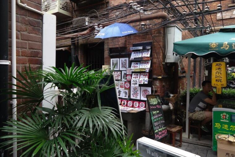 shanghai-xintiandi-ccp-museum-and-french-concession-tour