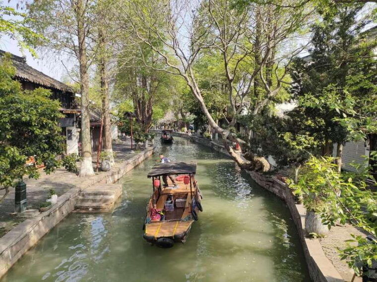 shanghai-zoo-and-zhujiajiao-water-town-tour-with-boat-ride