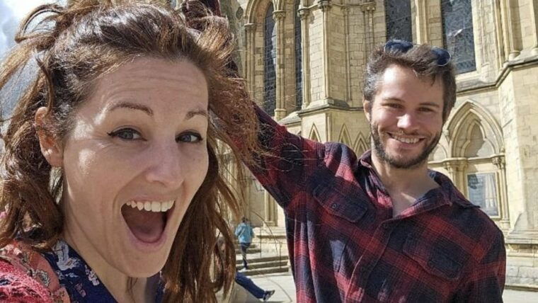 sheffield-city-walking-tour-and-exploration-game