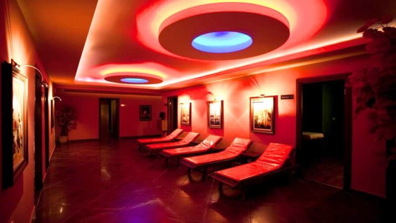 side-city-turkish-bath-full-body-peeling-relaxing-massage