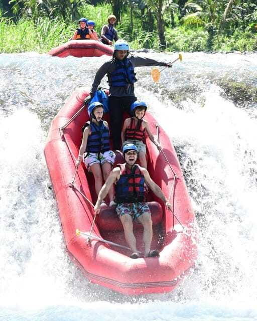 sidemen-private-rafting-telaga-waja-river-with-lunch