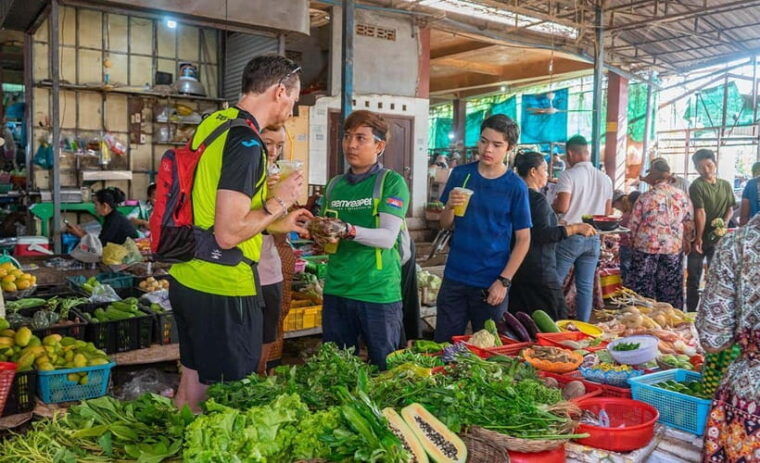 siem-reap-morning-market-food-tour-by-tuk-tuk