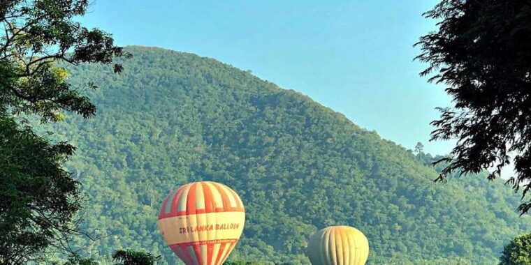 sigiriya-magical-sunrise-hot-air-balloon-experience