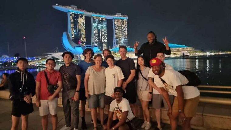 singapore-marina-bay-night-tour-by-bicycle
