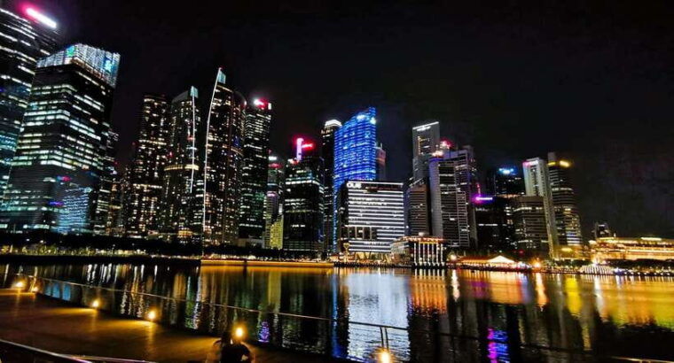 singapore-sunset-city-tour-by-kick-scooter