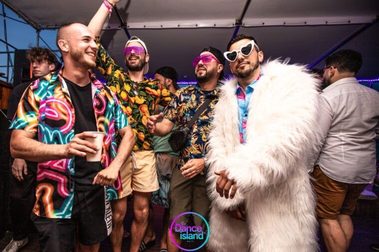 sliema-sailboat-party-with-an-open-bar-food-and-swimming