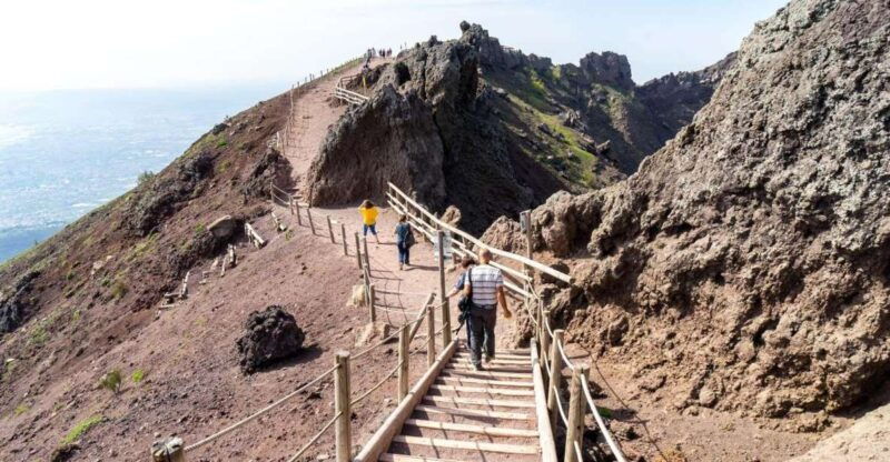 sorrento-vesuvius-day-trip-with-entry-and-lunch