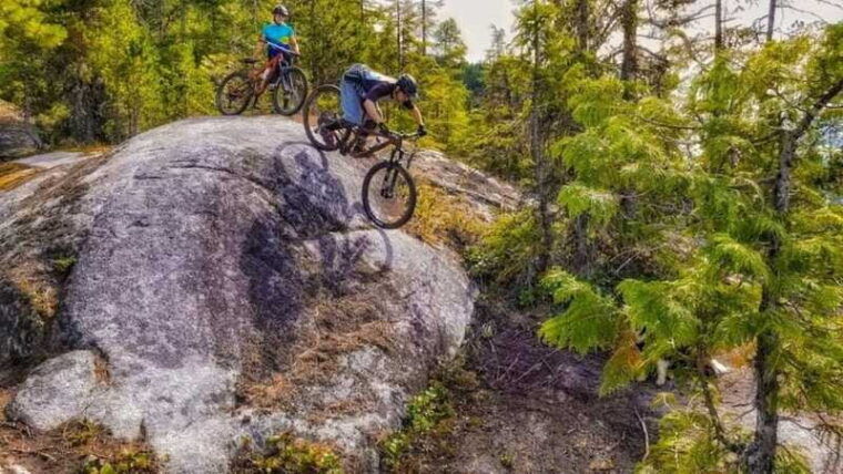 squamish-explore-the-worlds-best-trails-on-a-bike