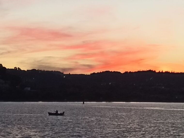sunset-boat-trip-from-corfu-town-to-mouse-island