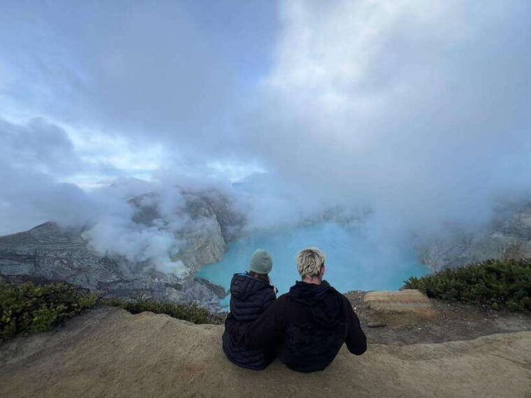 surabaya-malang-2d1n-bromo-ijen-or-2d1n-tumpak-sewu-bromo