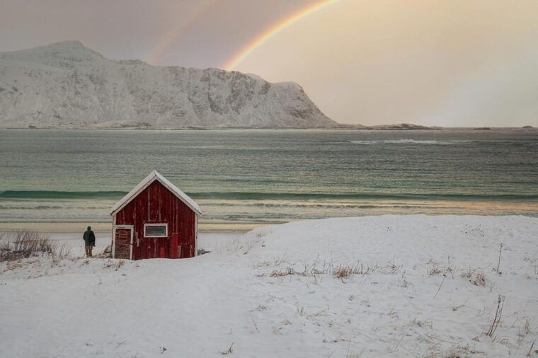 svolvaer-lofoten-road-trip-to-reine-7-hour-guided-tour
