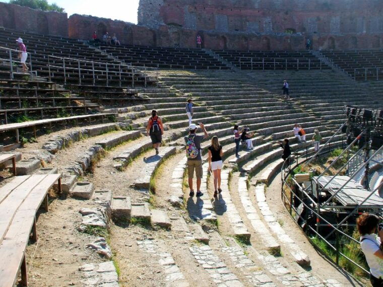 taormina-guided-historic-city-tour-2
