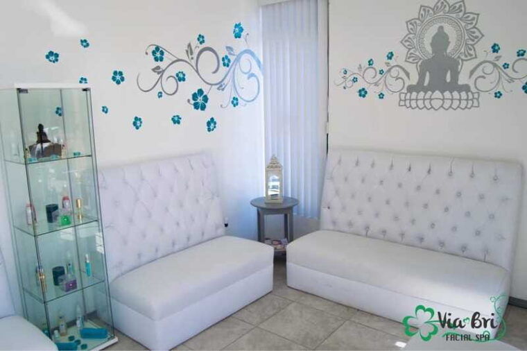 tijuana-facial-treatment-with-aromatherapy-and-enzymatic