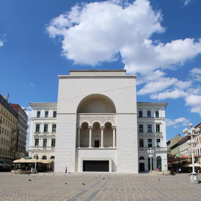 timisoara-private-walking-tour-with-a-local-guide