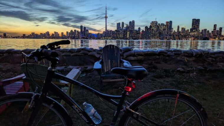 toronto-islands-morning-or-twilight-3-5-hour-bike-tour