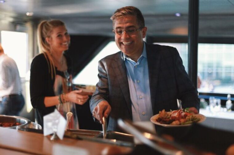 toronto-mothers-day-premier-cruise-with-brunch-or-dinner
