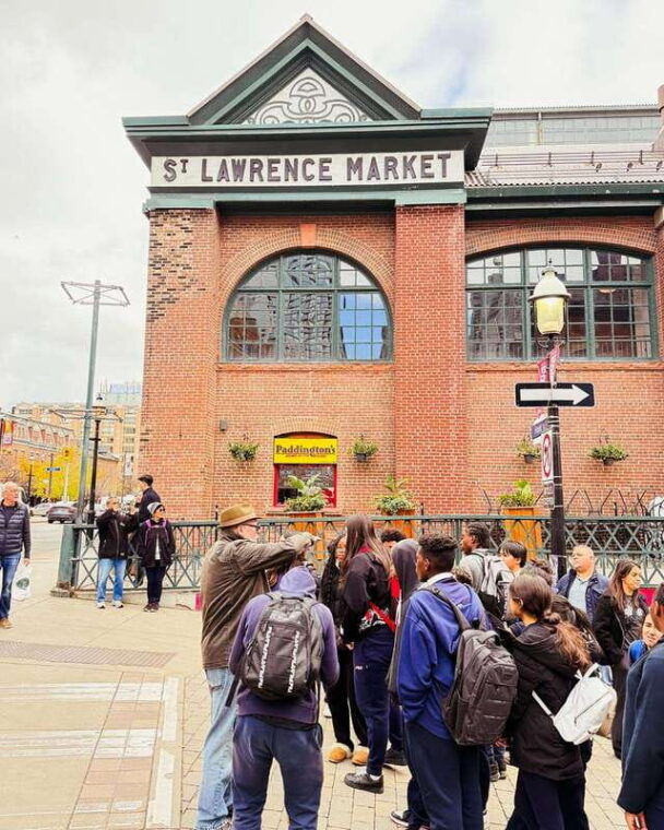toronto-old-town-walking-tour-with-st-lawrence-market