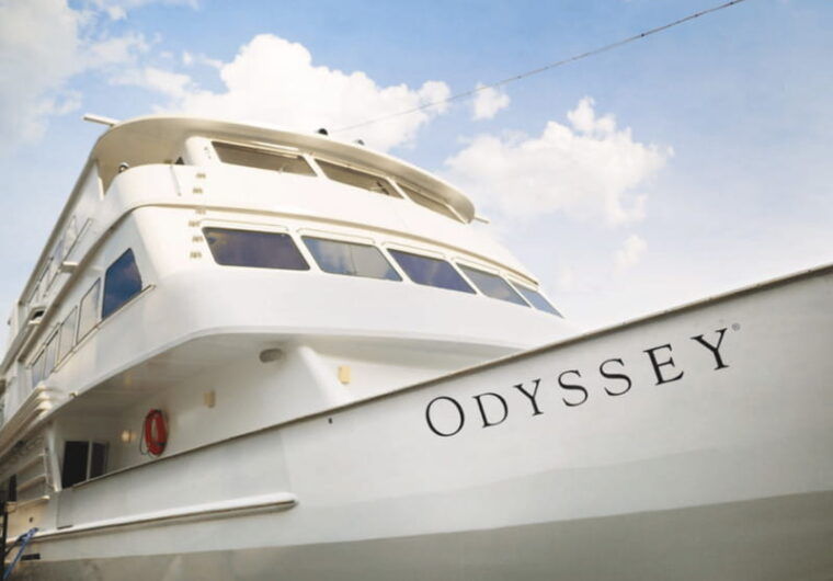 toronto-premium-harbor-cruise-with-lunch-brunch-or-dinner