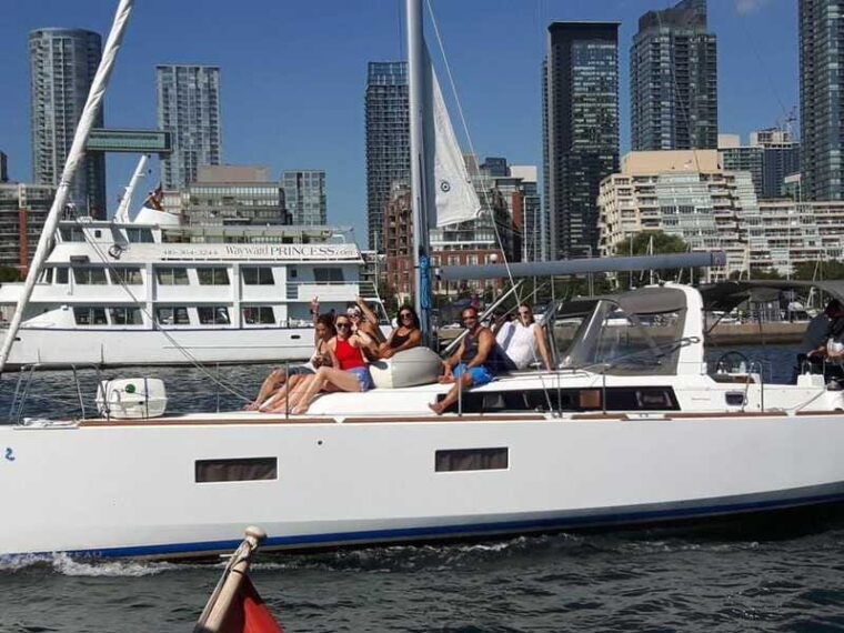 toronto-summer-sailstice-festival-sail