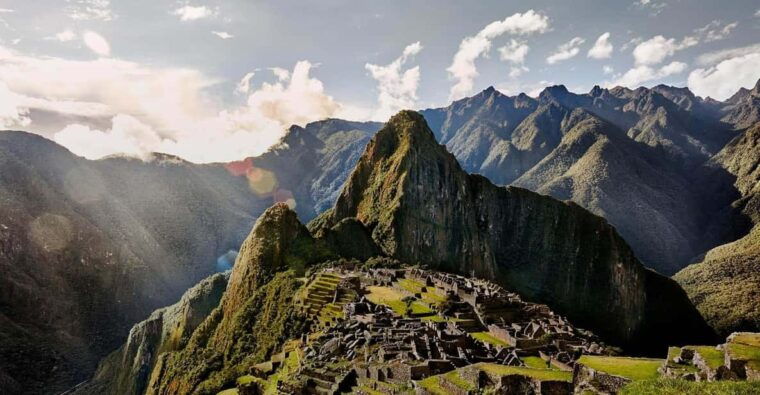 tour-9d-lima-machu-picchu-lake-titicaca-nazca-ica