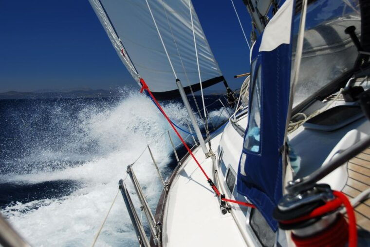 tour-in-barca-a-vela