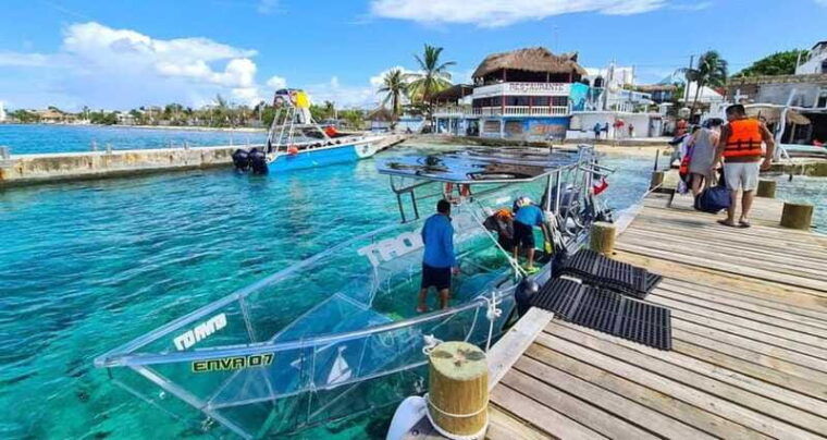 transparent-boat-ride-with-beer-in-cancun