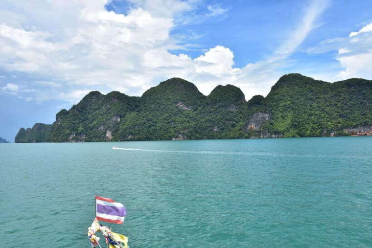 twilight-sea-canoe-to-james-bond-island-w-glowing-plankton