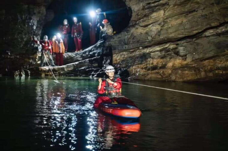 two-dragon-den-caving-experience