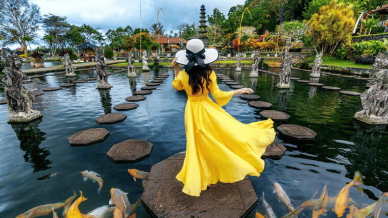 ubud-heaven-gate-lempuyang-water-palace-waterfall-tour