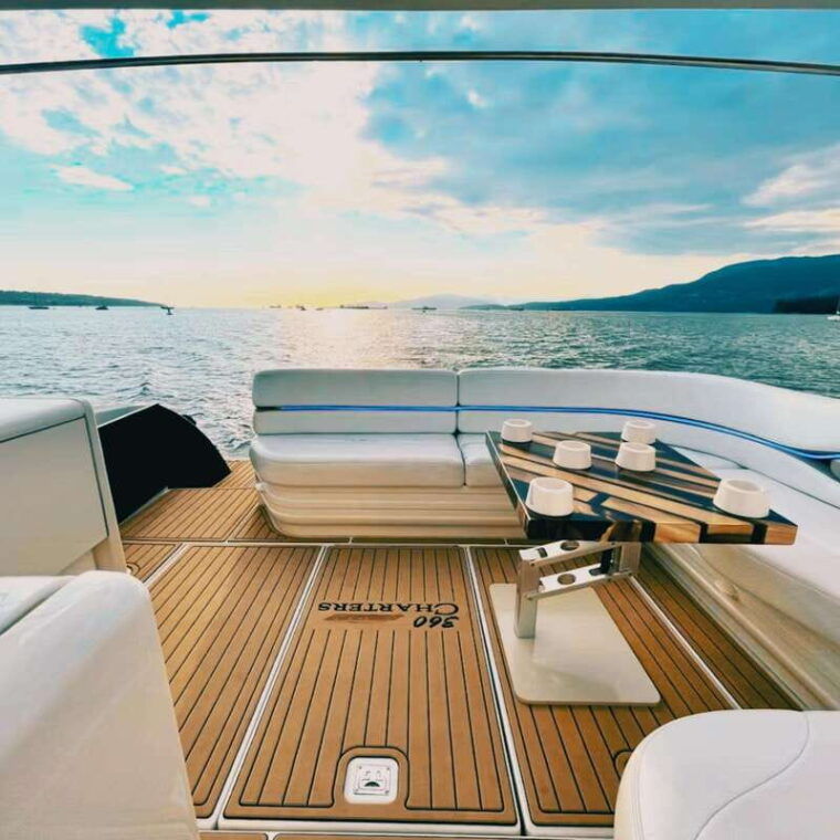 vancouver-2-hour-luxury-yacht-cruise-for-adults-only