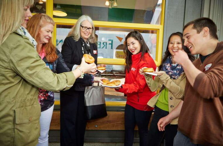 vancouver-granville-island-market-tour-with-tastings