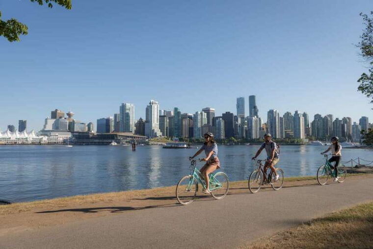 vancouver-stanley-park-bike-tour