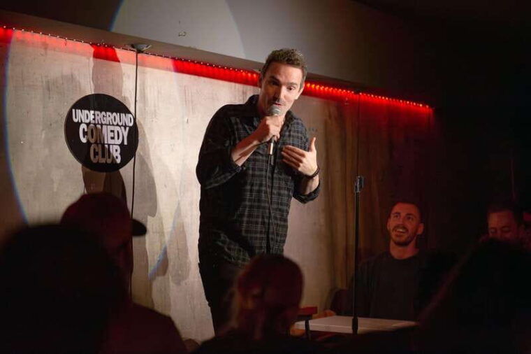 vancouver-underground-comedy-club-entry-ticket