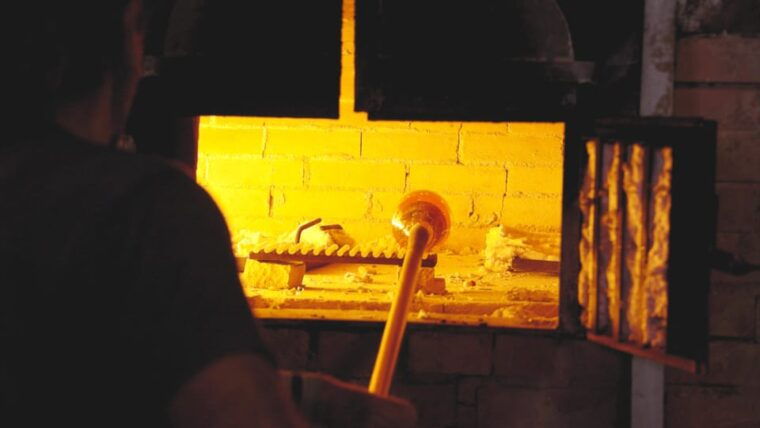 venice-murano-glass-factory-guided-tour-with-prosecco