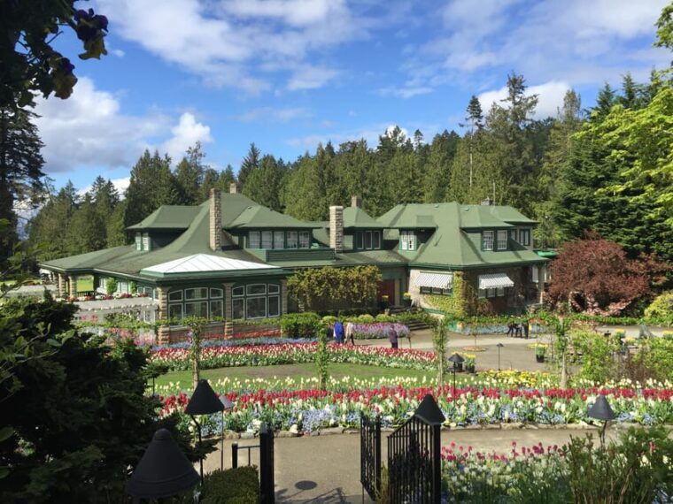 victoria-bc-city-tour-and-butchart-gardens-combo-tour