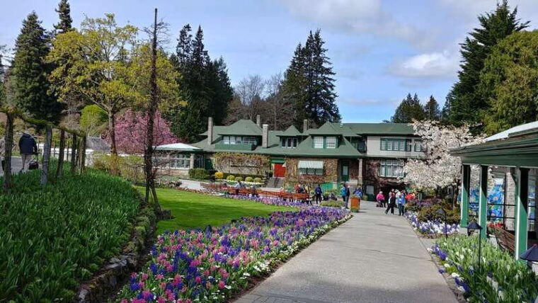 victoria-butchard-gardens-private-tour-from-vancouver