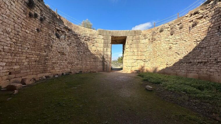 visit-ancient-corinth-mycenae-nafplio-canal-private-tour-8h