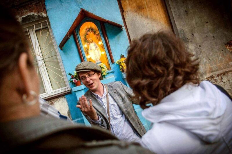 warsaw-behind-the-scenes-city-tour-with-hotel-pickup