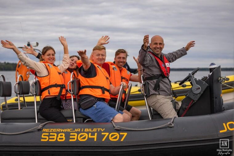 warsaw-exciting-fast-motorboat-cruise-on-the-vistula-river